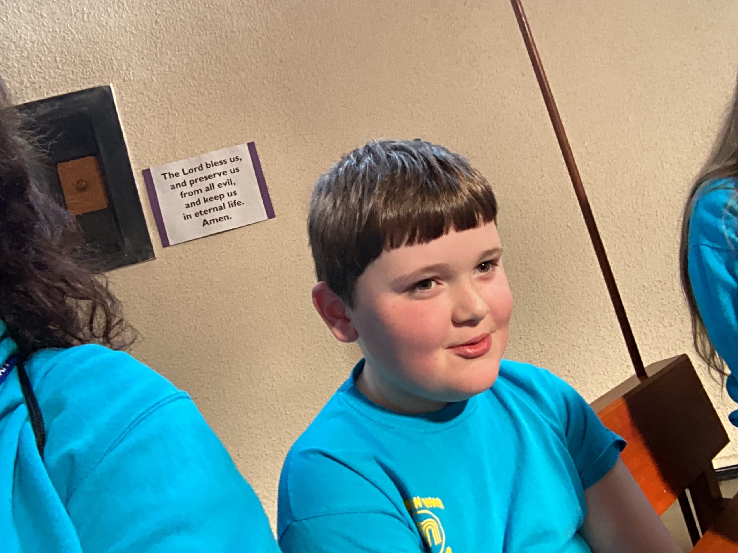Makaton Choir Shines at Easter Celebration!